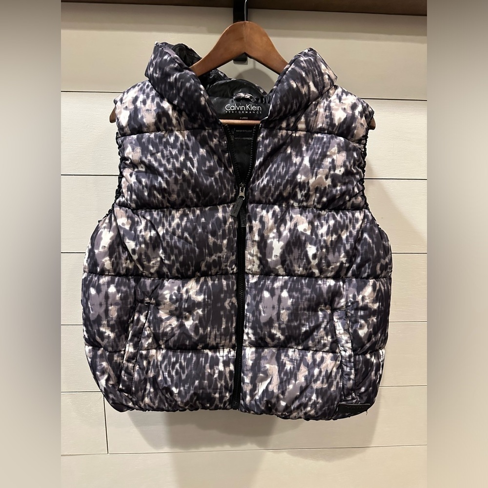 Calvin Klein Performance Vest- XL